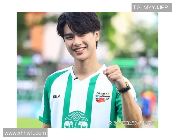 明星们大方分享心目中的足球偶像揭示他们的运动情结与热爱